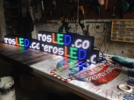 Letrero LED Programable Full-Color RGB - SuloGla