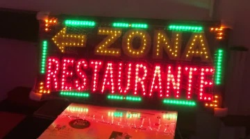 Video Aviso LED Zona Restaurante