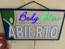 Aviso LED Abierto y Acrilico - Body Bliss