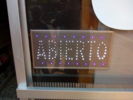 Aviso LED Abierto