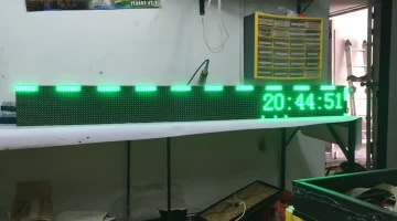 Pancarta LED Programable Verde 200x20
