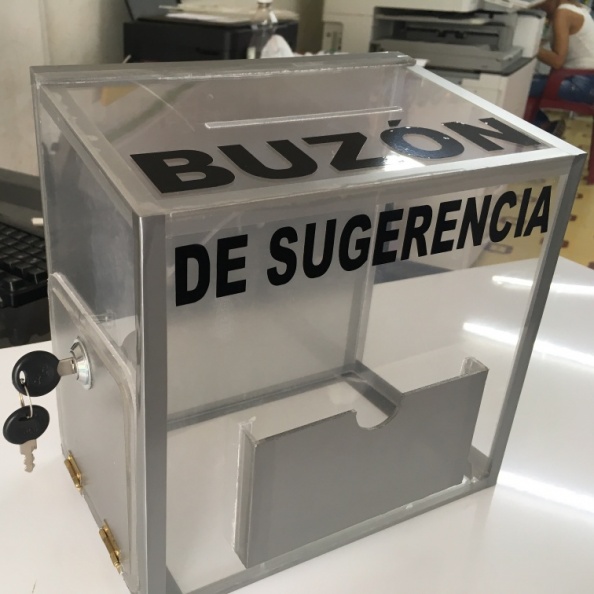 Buzón de Sugerencias – Acrilico Transparente.