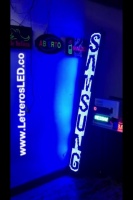letrero led programable mono color 192x16 vertical azul