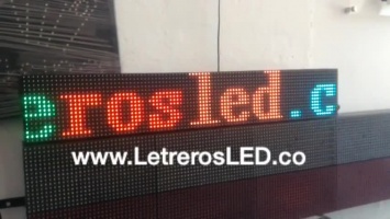 Letrero LED Full-Color. 96x16. Semi-Outdoor - Indoor. USB. Publicidad