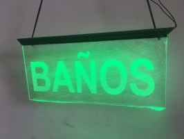 Acrilico Grabado Baños - Luz LED Verde