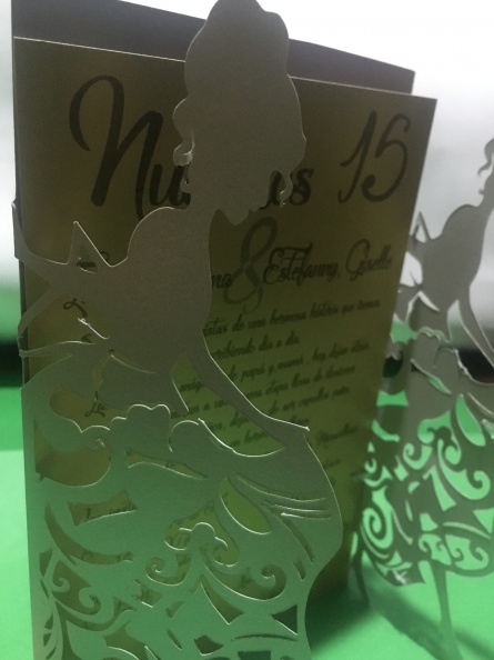 Tarjetas de Cumpleaños – 15 Años – Papel Metalizado, Corte / Grafado