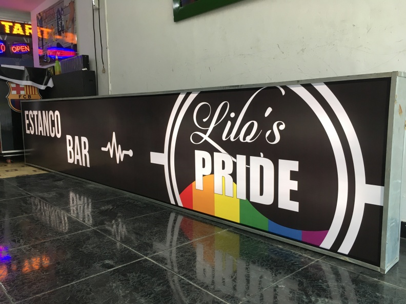 Aviso Luminoso, Estanco Bar Lilo’s Pride