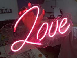 Aviso en LED Neon - LOVE