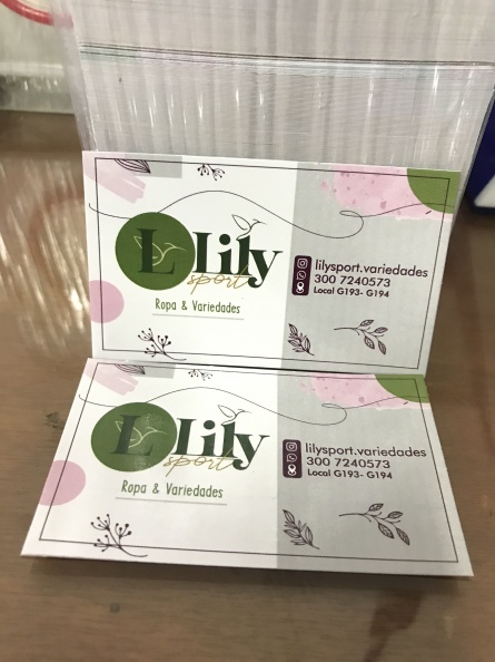 Tarjetas de presentación plastificadas – Lily Sport