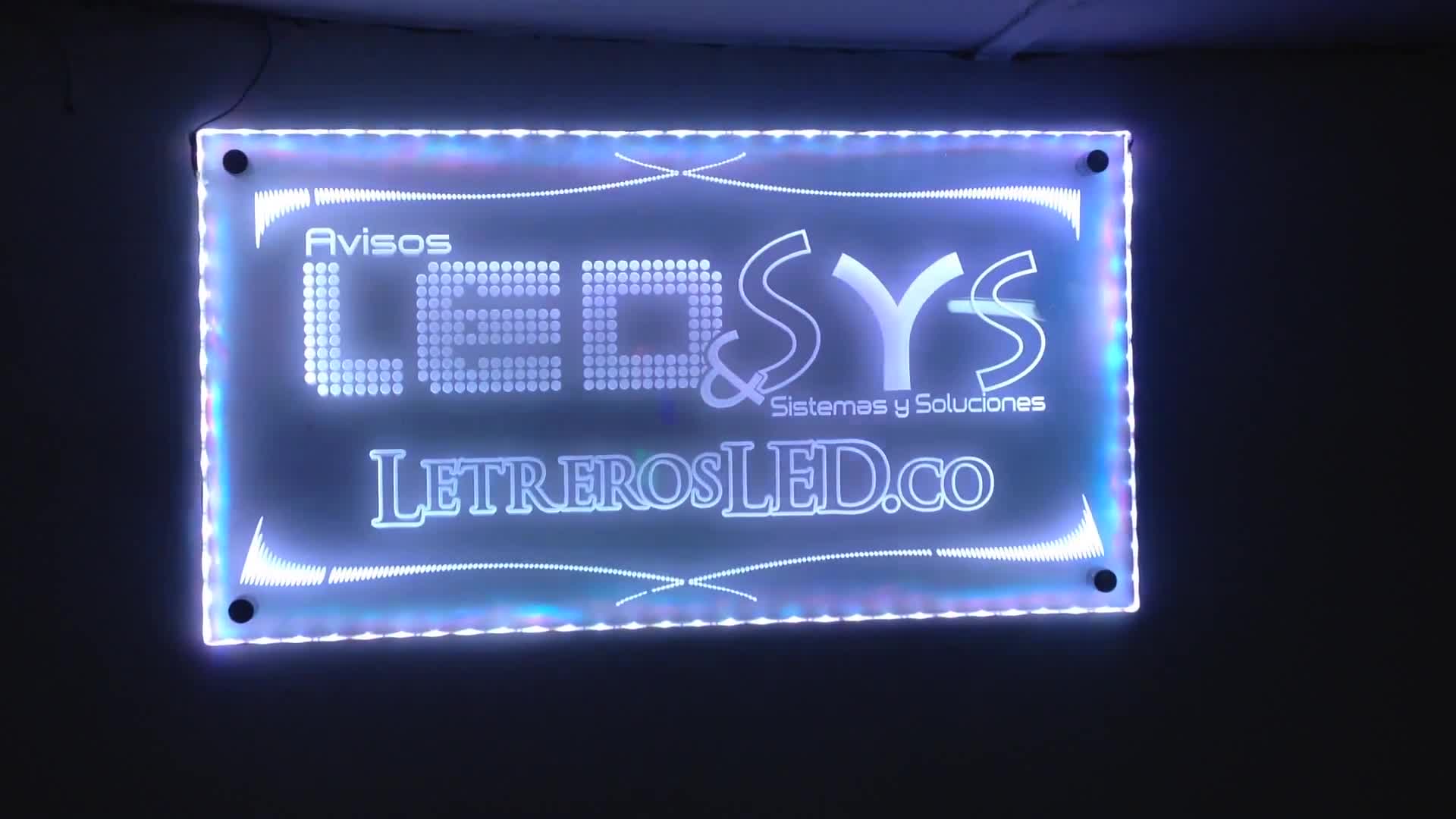 Letreros en Acrilico Grabado. Iluminación LED.